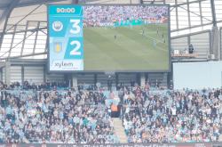 开云平台-曼城客场2-1逆转击败莱斯特城，取得英超联赛胜利的简单介绍