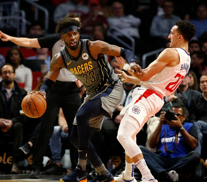 步行者客场大胜黄蜂,迎来两连胜! 步行者客场大胜黄蜂,迎来两连胜!