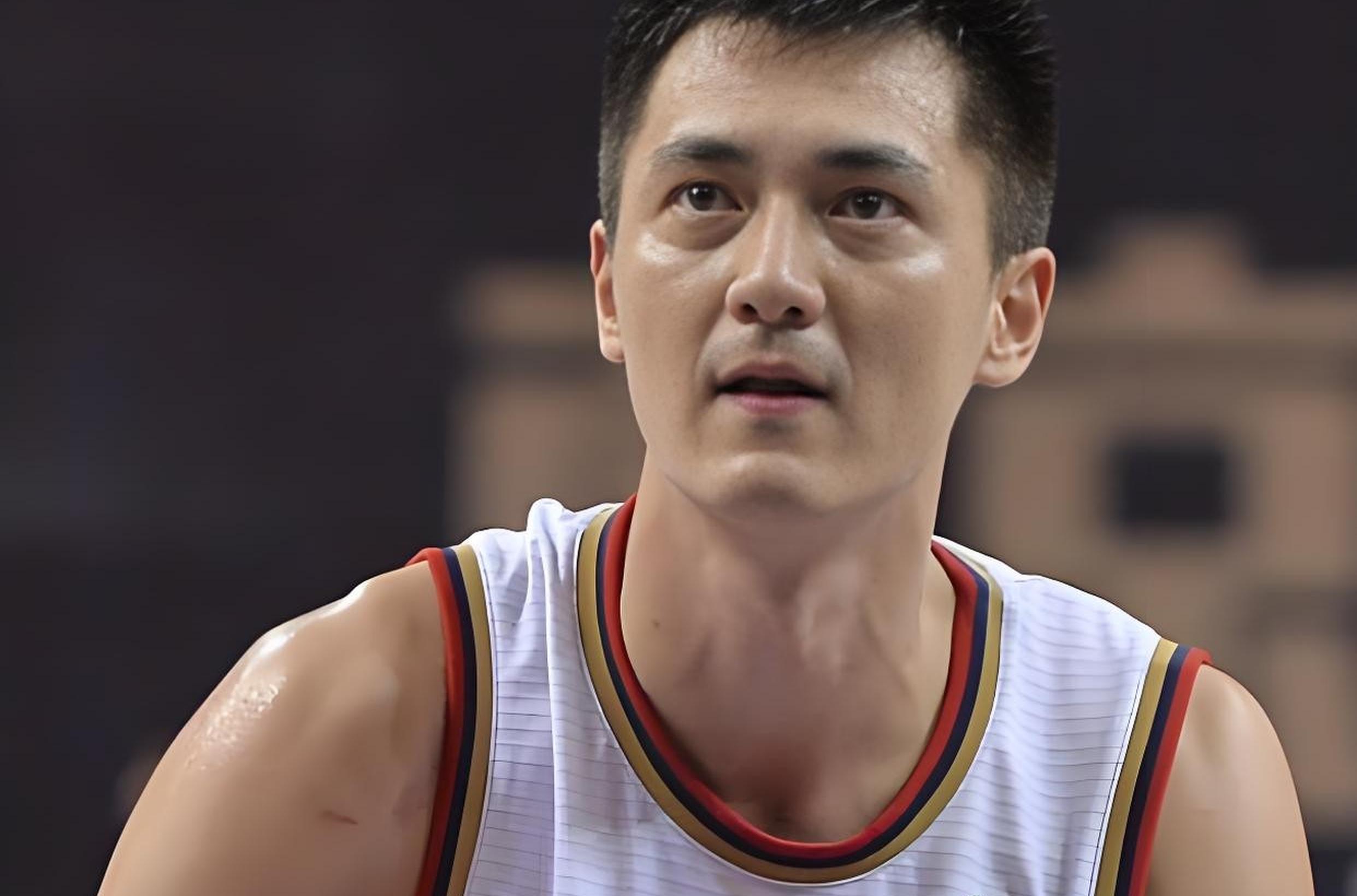 包含新援上位主力,球队主教练眼光出色的词条 包含新援上位主力,球队主教练眼光出色的词条