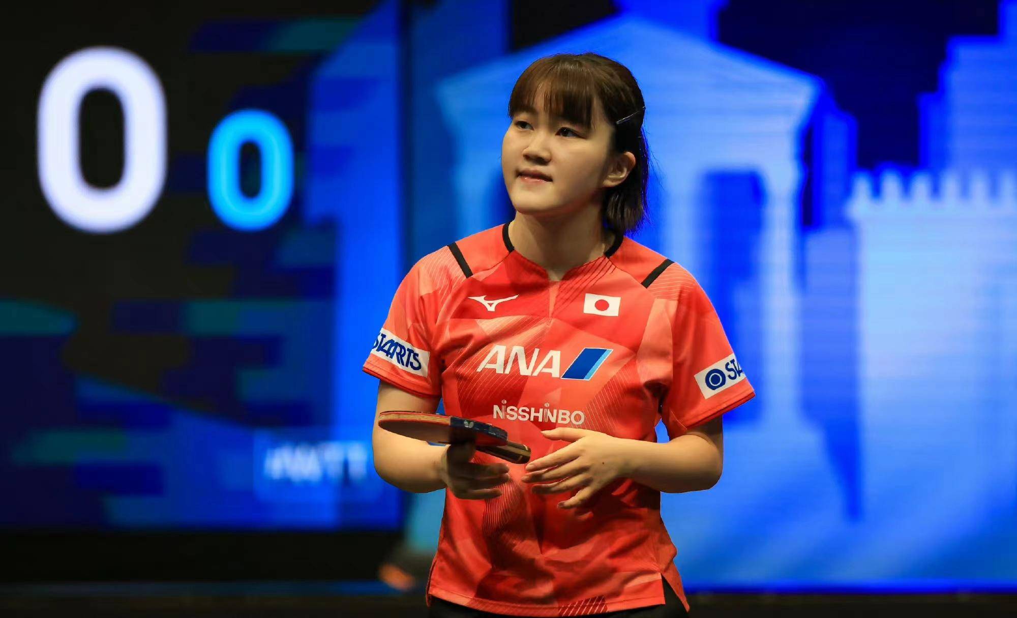 赛场上的新星女队队员斩获三球成焦点的简单介绍