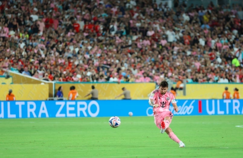 尤文胜势显现！梅西努力获赞