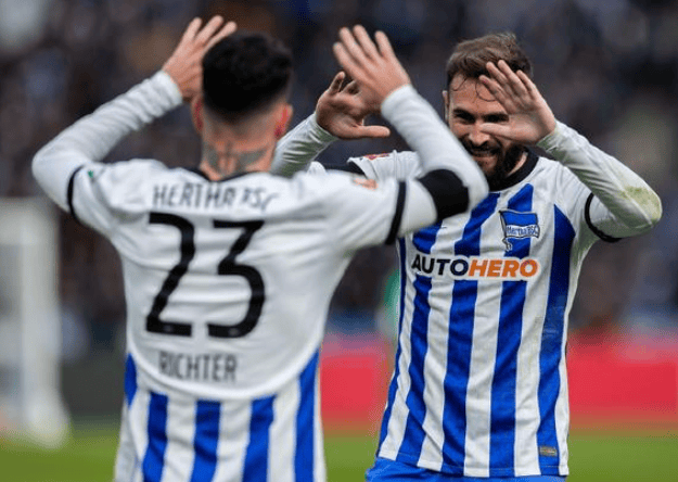 沙尔克屡战屡败球队面临挑战 沙尔克屡战屡败球队面临挑战