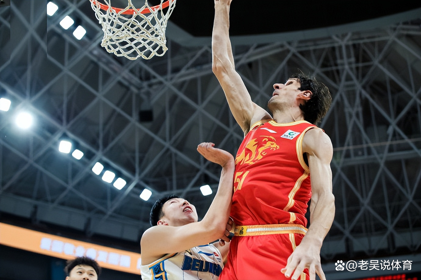 包含北京队在主场击败上海，获得胜利的词条