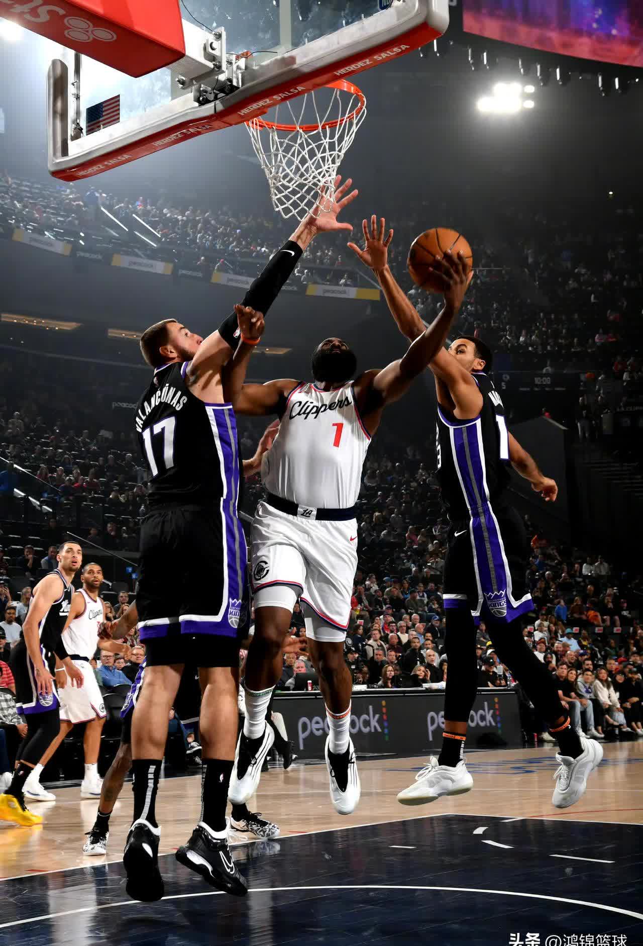 火箭险胜湖人,哈登命中绝杀 火箭险胜湖人,哈登命中绝杀