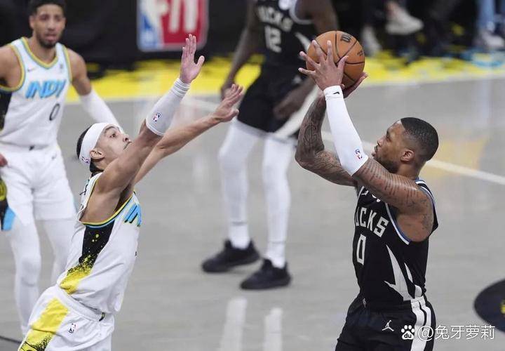 雄鹿大胜尼克斯，字母哥发挥出色